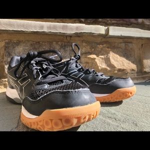 Great condition Mizuno Volleyball Shoes!